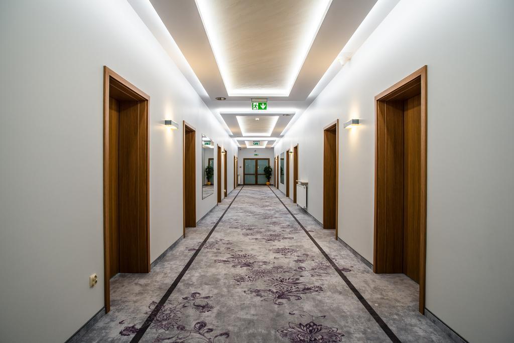 Hotel Polonia Biała Podlaska Esterno foto